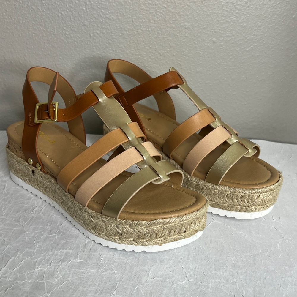 Women's Multi-Color Strappy Wedge Sandals Size 8 New